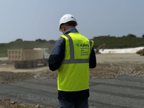 Фото-репортаж: НЗМУ обеспечивает работой молодежь Приморья