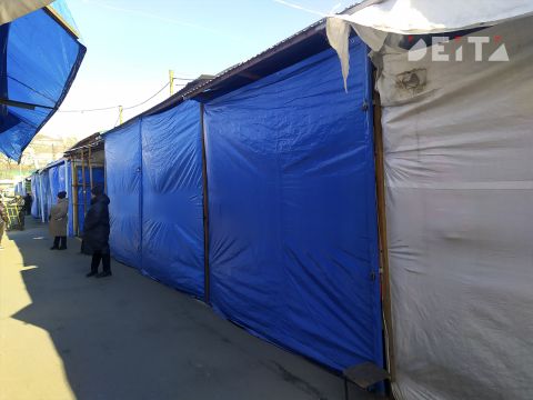 Фото-репортаж: «Спортивка» осиротела: во Владивостоке продолжают сносить крупный рынок