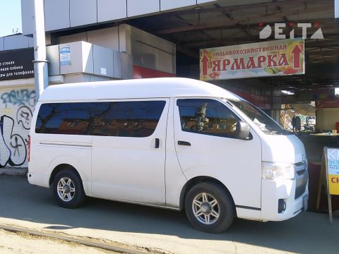 Фото-репортаж: «Спортивка» осиротела: во Владивостоке продолжают сносить крупный рынок