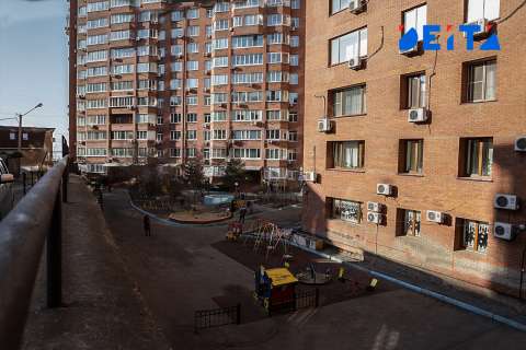 Фото-репортаж: Плотнее некуда: Новая «миллионка» во Владивостоке - фоторепортаж