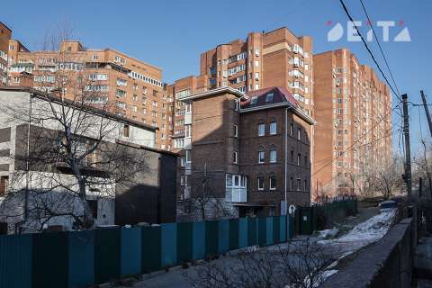 Фото-репортаж: Плотнее некуда: Новая «миллионка» во Владивостоке - фоторепортаж