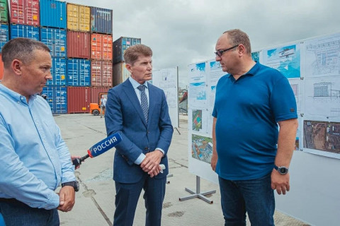 Фото-репортаж: Олег Кожемяко: «Проект развития «Сухого Порта» вызывает уважение»