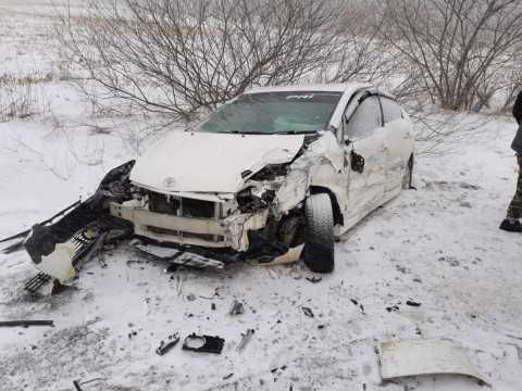 Фото-репортаж: Такси, фуры и отечественный автопром: приморцы бьются сегодня на дорогах