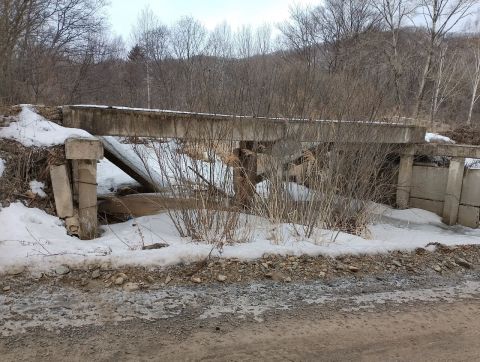 Фото-репортаж: Стихия и недофинансирование могут оставить жителей посёлков Приморья без скорой помощи