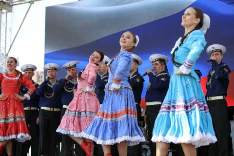 Фото-репортаж: Митинг-концерт «Za мир – без нацизма!» прошёл во Владивостоке