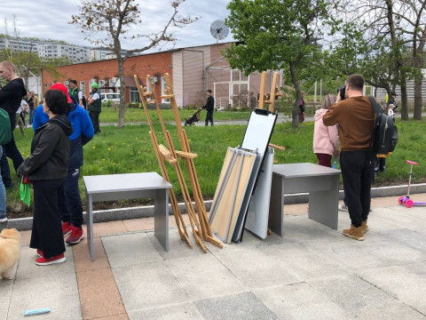 Фото-репортаж: Кедр возвращается на остров Русский