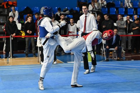 Фото-репортаж: Спортсмены «Восточника» трижды поднимались на пьедестал почета на турнире по тхэквондо во Владивостоке