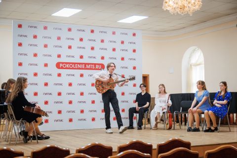 Фото-репортаж: Четверо ребят из Приморья рекомендованы к поступлению в ГИТИС по итогам очного отбора в Хабаровске