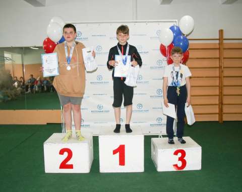 Фото-репортаж: «Восточный Порт» провёл  соревнования по плаванию памяти Геннадия Жебелева