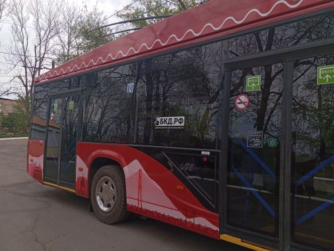 Фото-репортаж: Современный красавец: новый троллейбус обкатывают во Владивостоке