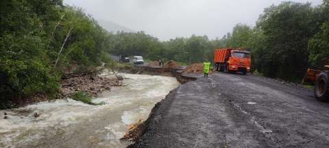 Фото-репортаж: Сидите дома, смотрите фото: где сейчас нельзя проехать в Приморье