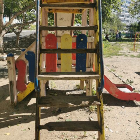 Фото-репортаж: Голосуй, не голосуй: победителей выборов оставили без денег во Владивостоке