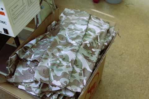 Фото-репортаж: Шьем для наших: как приморские волонтеры помогают фронту