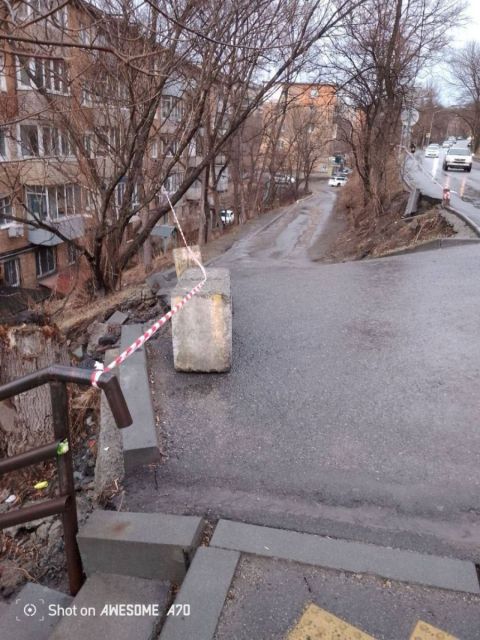 Фото-репортаж: Мэр Владивостока получил представление прокуратуры за длительное бездействие