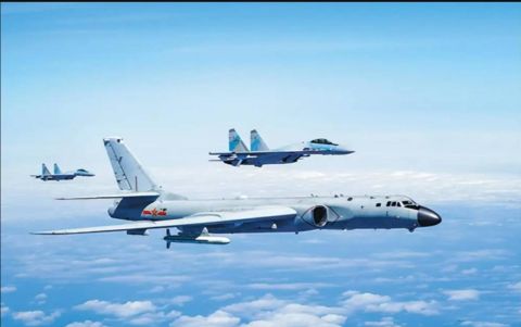 Фото-репортаж: Китайские войска высаживаются во Владивостоке