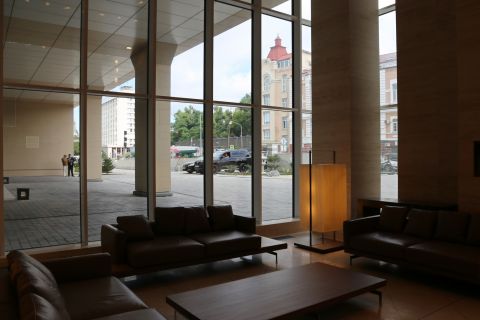 Фото-репортаж: Экс-Хаятт готовится принимать гостей Владивостока - фоторепортаж