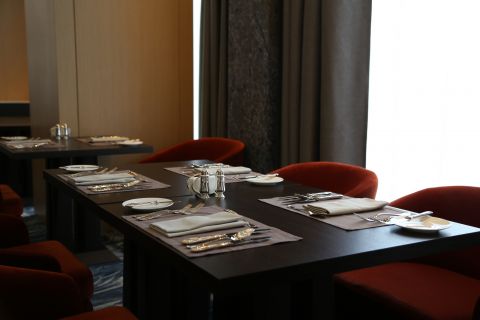 Фото-репортаж: Экс-Хаятт готовится принимать гостей Владивостока - фоторепортаж