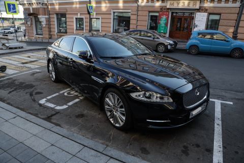 Фото-репортаж: Запаркованный Владивосток - пропускная способность улиц исчерпана