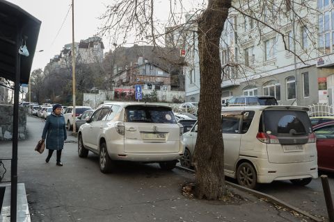 Фото-репортаж: Запаркованный Владивосток - пропускная способность улиц исчерпана