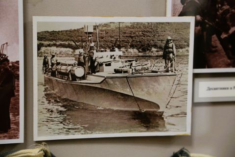 Фото-репортаж: «Клянусь, что умру, но не сдам ни шага японским самураям»: о подвиге моряков-тихоокеанцев в августе 1945-го