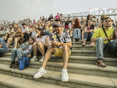 Фото-репортаж: Звезды России выступили на набережной Цесаревича: как прошел VK Fest во Владивостоке