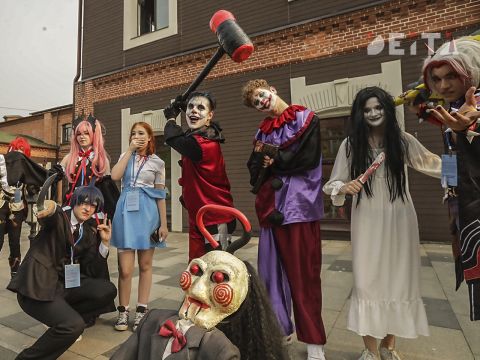 Фото-репортаж: Звезды России выступили на набережной Цесаревича: как прошел VK Fest во Владивостоке