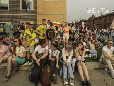 Фото-репортаж: Звезды России выступили на набережной Цесаревича: как прошел VK Fest во Владивостоке