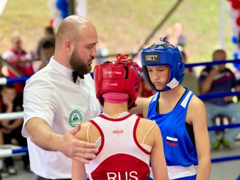 Фото-репортаж: НЗМУ помогает растить поколение чемпионов по боксу