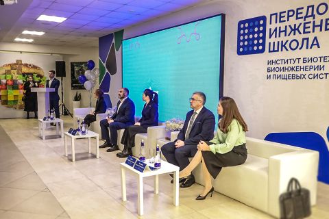 Фото-репортаж: Первый музей биотехнологий открыли во Владивостоке