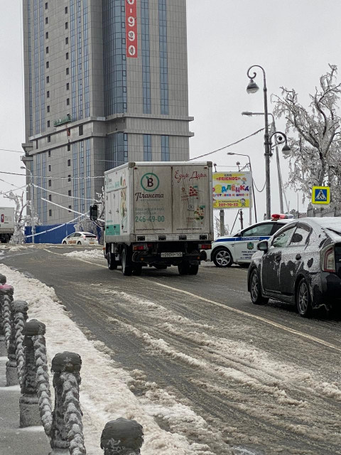 Фото-репортаж: Приморье в ледяном плену без связи, света и дорог: фото