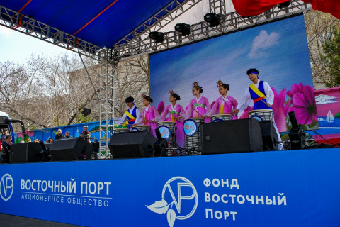 Фото-репортаж: Во Врангеле отметили 50-летие Всесоюзной ударной комсомольской стройки – Восточный Порт