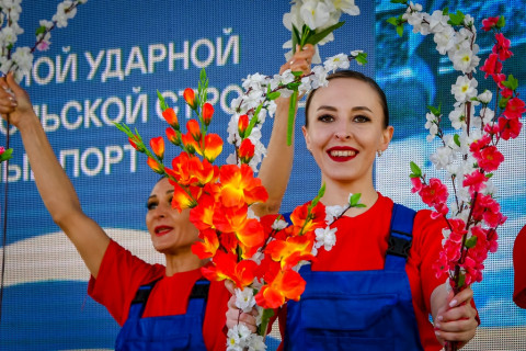 Фото-репортаж: Во Врангеле отметили 50-летие Всесоюзной ударной комсомольской стройки – Восточный Порт