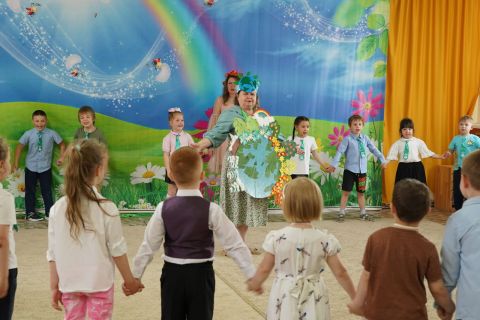 Фото-репортаж: НЗМУ и находкинские дошколята провели большой праздник экологии