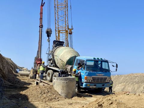 Фото-репортаж: Фундамент НЗМУ возводят из материалов от Находкинских производителей