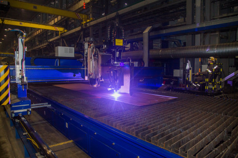 Фото-репортаж: Судоверфь «Звезда» начала резку стали для новой серии судов –танкеров-газовозов СПГ ледового класса ARC 7