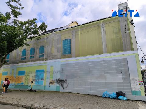 Фото-репортаж: Фальшфасады Владивостока: как исполняются поручения Путина
