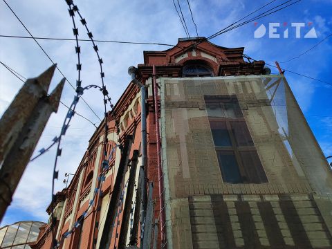 Фото-репортаж: Фальшфасады Владивостока: как исполняются поручения Путина