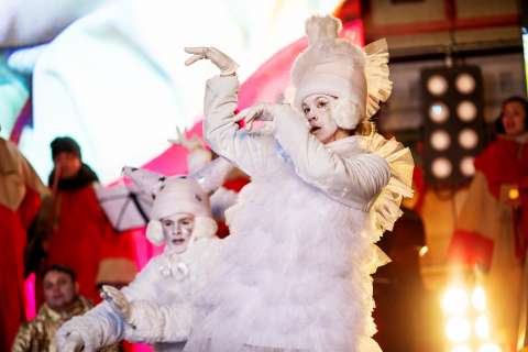 Фото-репортаж: Новогодняя сказка в подарок: ВМТП приглашает на каток