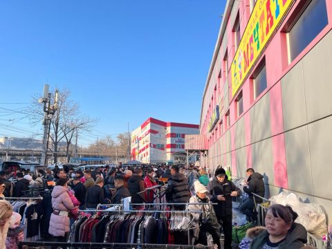 Фото-репортаж: Рынок 90-х вернулся во Владивосток