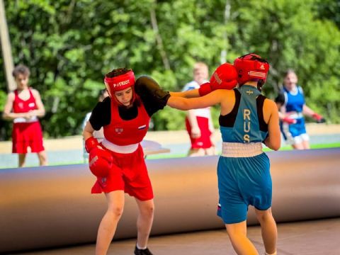 Фото-репортаж: НЗМУ помог собрать боксеров Дальнего Востока на ринге в Находке