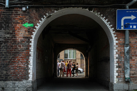 Фото-репортаж: Город как музей: историю узнают на прогулках