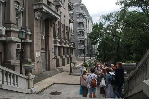 Фото-репортаж: Город как музей: историю узнают на прогулках