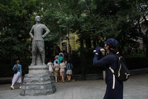 Фото-репортаж: Город как музей: историю узнают на прогулках