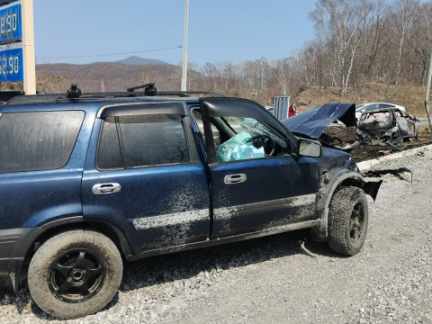 Фото-репортаж: ДТП в Приморье закончилось пожаром