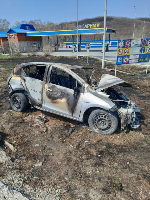 Фото-репортаж: ДТП в Приморье закончилось пожаром