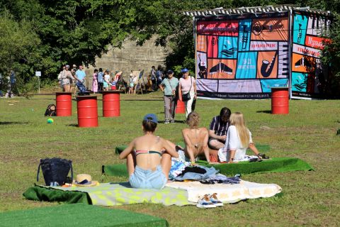 Фото-репортаж: Как прошел Музыкальный пикник на Владивостокской крепости – фоторепортаж