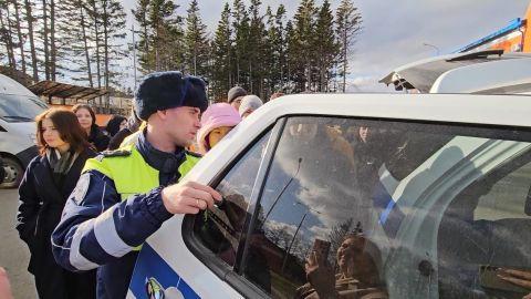 Фото-репортаж: Практические занятия для школьников и студентов провели специалисты экстренных служб