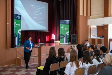 Фото-репортаж: Школьники Находки улучшают город необычными методами