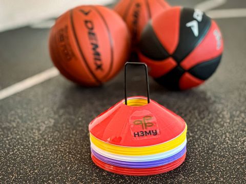 Фото-репортаж: НЗМУ помогает развивать баскетбол во Врангеле