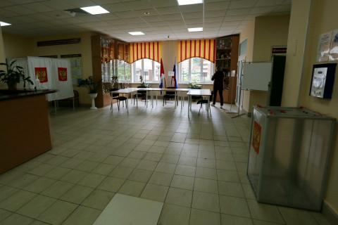 Фото-репортаж: Средства индивидуальной защиты доставляют в избирательные комиссии Приморья